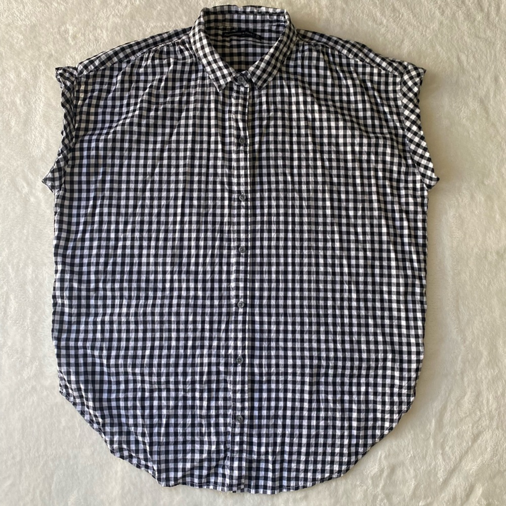 Abercrombie & Fitch Black and White Gingham Top Size Medium button up collar